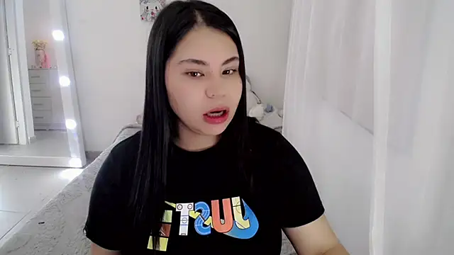 Chat XXX en directo de Youlittlepervertt_