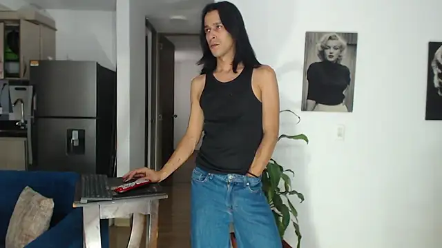Czat XXX na żywo – Ferotic_SexAddict