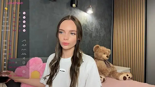 litlle_angelll's Webcam Show