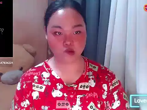 _Lylia 即時 XXX 聊天