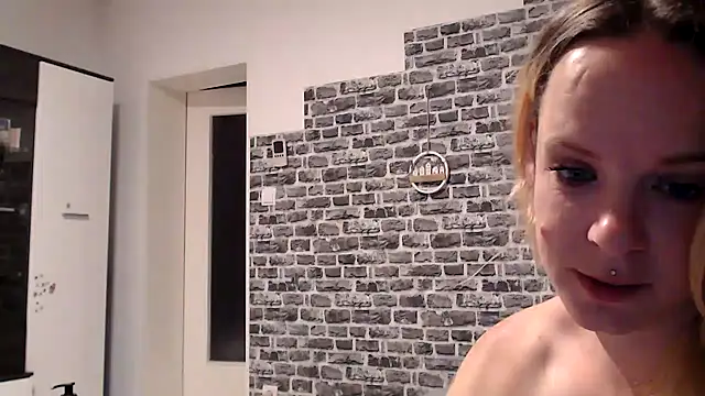 SexyMilf_1987 élő XXX-chatje