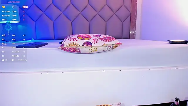 ValeriaRey_'s Live XXX Chat