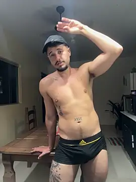 Онлайн чат XXX guzzfit