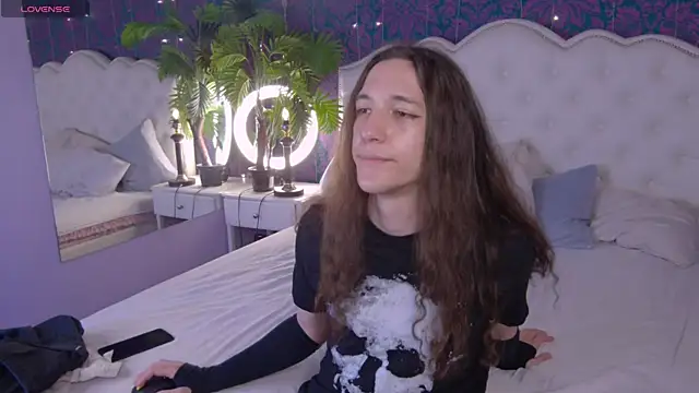 Chat +18 de SilverMuse ao vivo