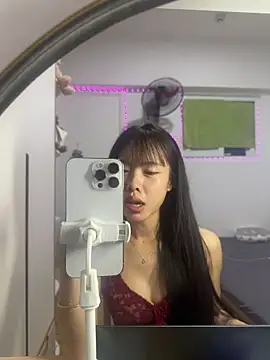 Chat +18 de Lov3lily ao vivo