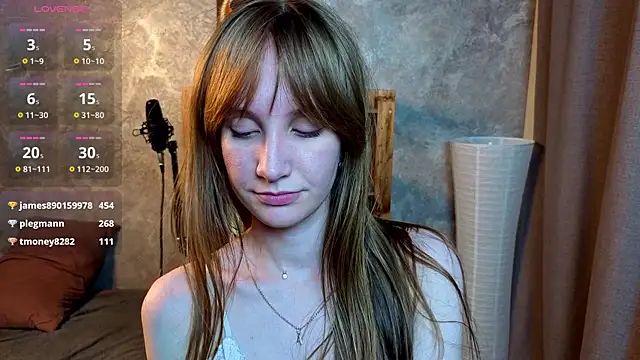 Chat +18 de DelinaVV ao vivo