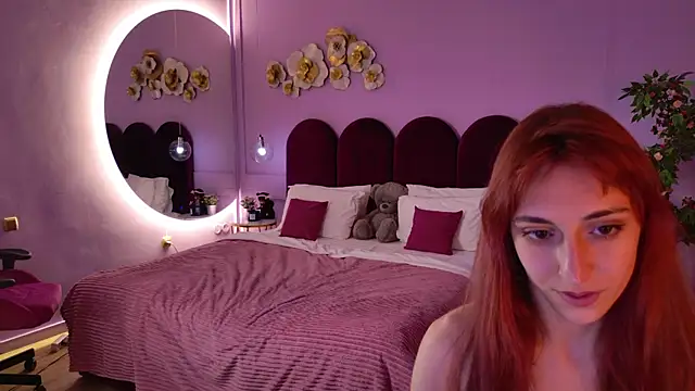 LeyaAtwood Chat XXX in diretta