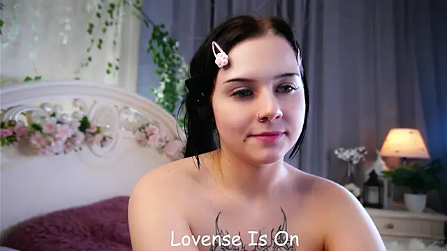 MelaineCore élő XXX-chatje