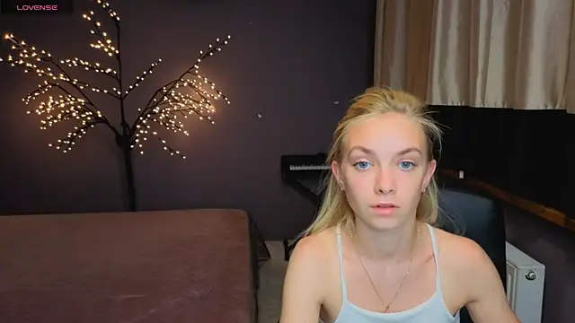 SonnySofia Live XXX-chat