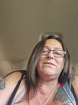 Chat +18 de angelbaby1998 ao vivo