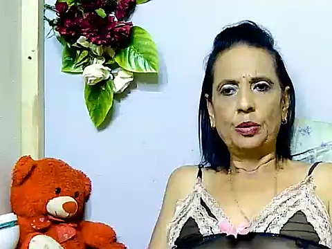 Hot_queen58: онлайн-секс-чат
