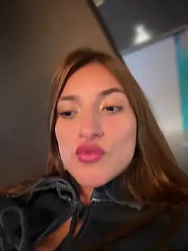 XXX chat uživo modela Jessysammy