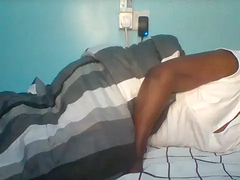 Chatroom XXX en direct de Eminent_Ride