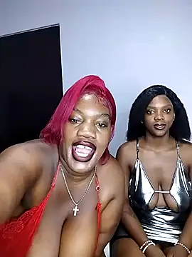 SweetBedroomEyezn Live XXX chat