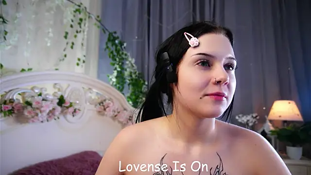 MelaineCore Chat XXX live