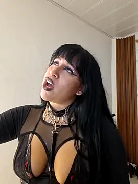 valen_ros Adlı Modelin Canlı XXX Sohbeti