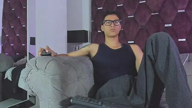 TonyBenedetti Obrolan Langsung XXX