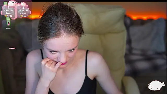MariaMedow Live XXX Chat