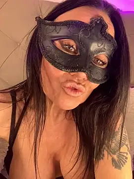 vicvictoriax 라이브 XXX 채팅