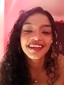 Aphrodite-777's Live XXX Chat