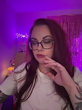Živý XXX chat Miss_Lucifer6