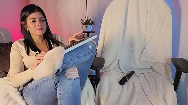 Miss_Annye Chat XXX live