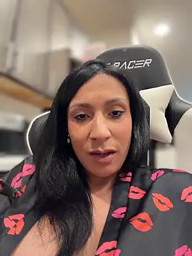Chat +18 de FerrariFrench ao vivo