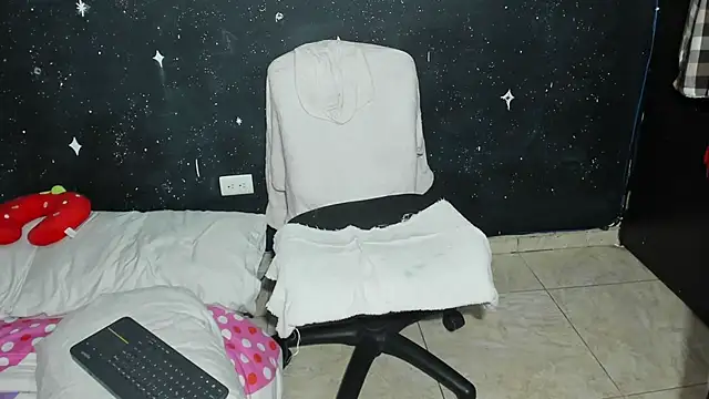 Ivy_horse_ Chat XXX in diretta