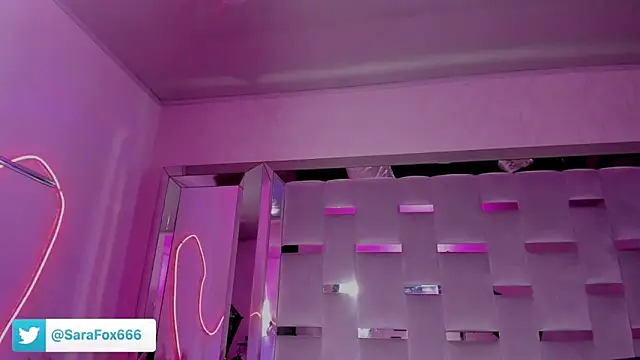 แชท XXX สดของ Sara_Foxx1