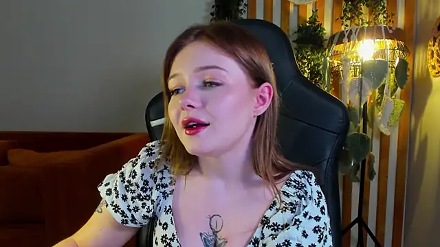 ElinaVale Live XXX-Chat