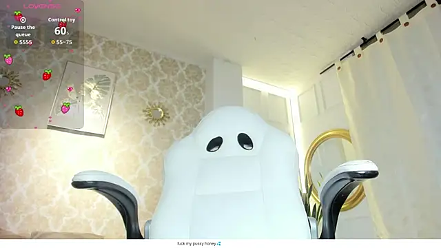 LilyThea Chat XXX live
