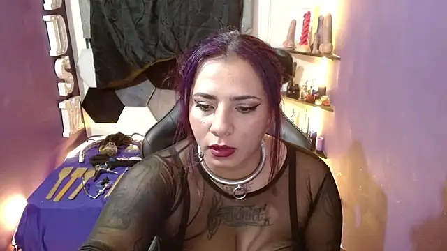 Alexa_Slavehot777 live XXX chat