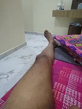 santhoshkannadaboy's Live XXX Chat