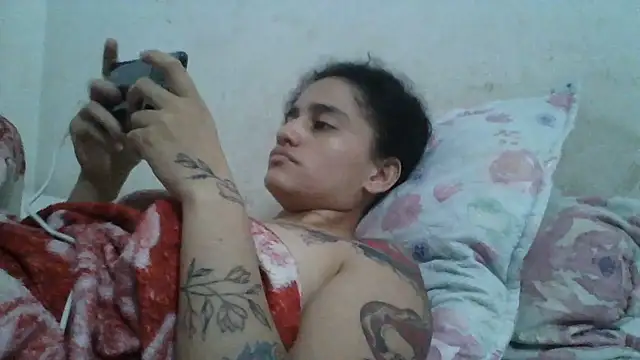 girl_tits' Live XXX Chat