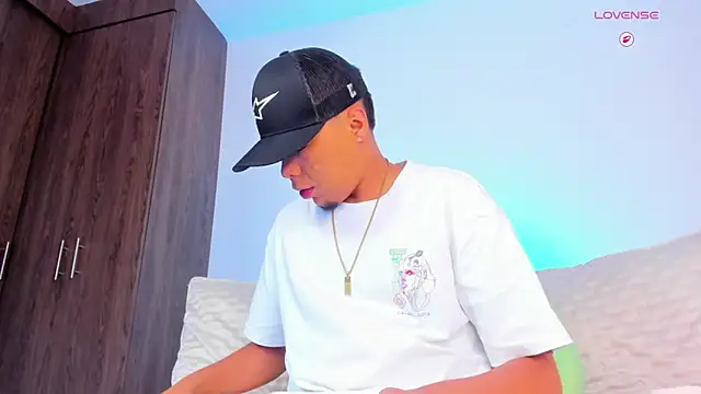 Randdy_333 现场XXX聊天