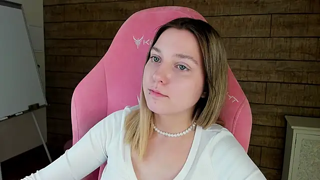TinnaBurton 라이브 XXX 채팅