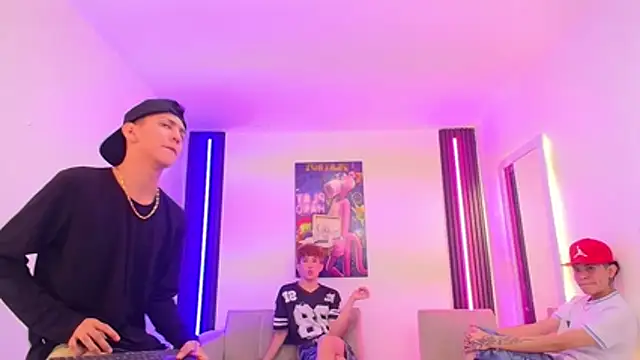 Sembang XXX Secara Langsung Marcus_and_Tony