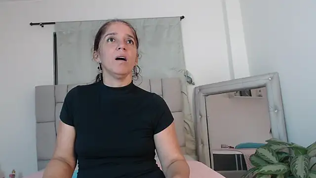 lily_rose1 Chat XXX live
