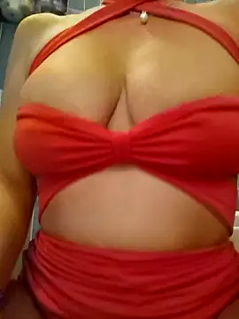 CelynaRoss Adlı Modelin Canlı XXX Sohbeti