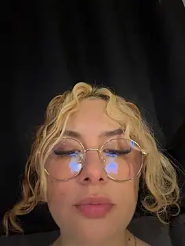 Joyce-fire Live XXX-Chat