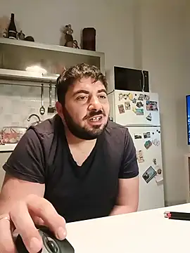 XXX chat uživo modela bear_skinny