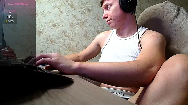 Getoverherenow's Live XXX Chat
