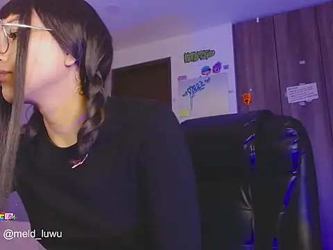 melissahowl Chat XXX live