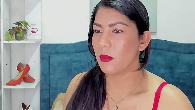 Chat XXX en directo de IsadoraVex