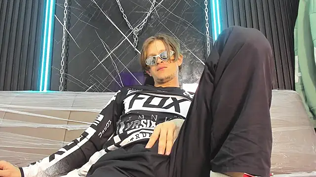 Chat XXX ao vivo de AnthonyStone_