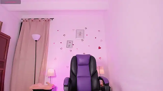 LiaaMoretzz – Naživo XXX chat