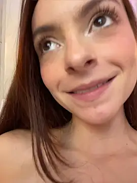 XXX chat uživo modela LucianaAriaas
