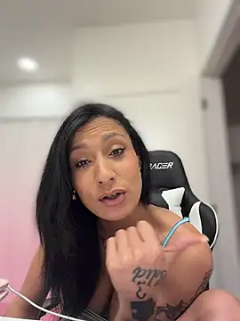 Chat XXX en directo de FerrariFrench