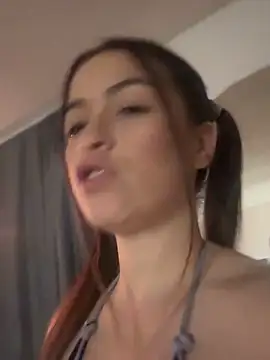 Chat XXX en directo de Little__Danni1