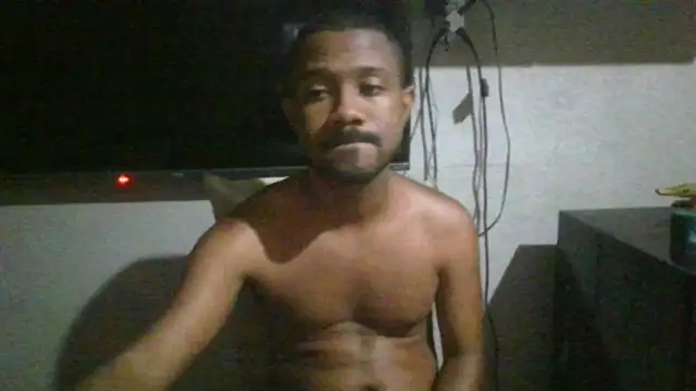 CristianoRogerr XXX чат на живо